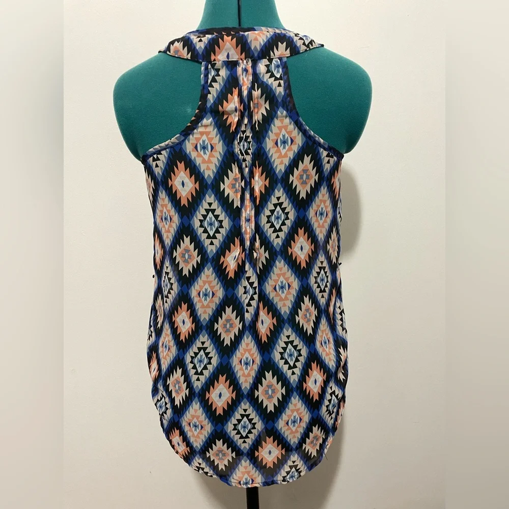 No boundaries button up sleeveless blouse tank top - Picture 3 of 9